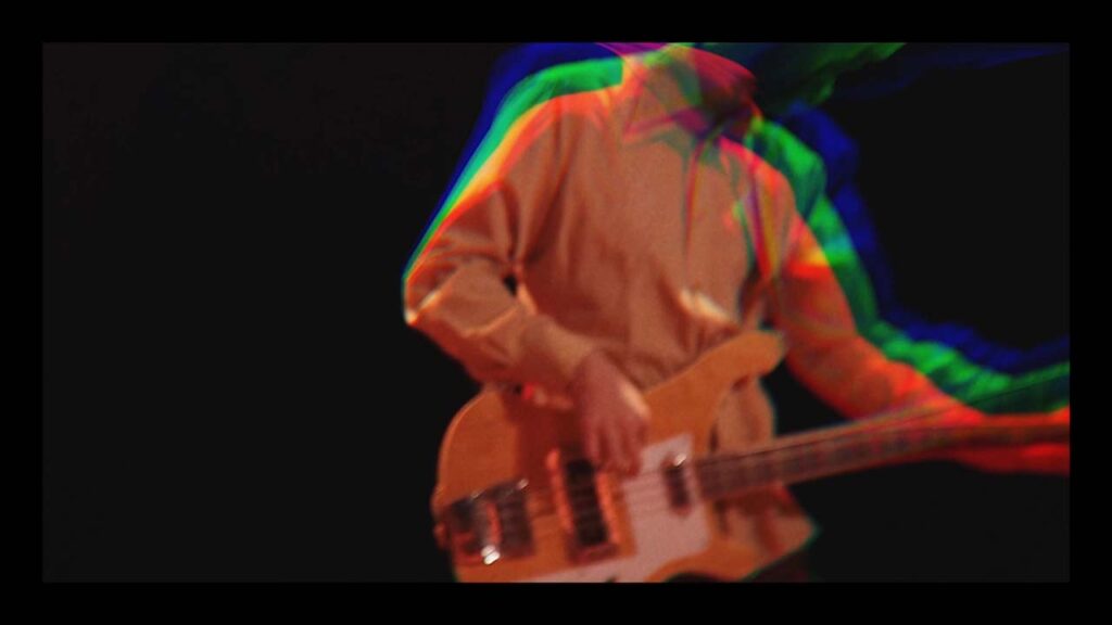 musique band scène live rhizomes rock indie scène photo Baptiste Germser basse