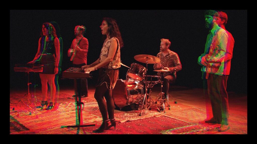 musique band groupe basse batterie synthétiseurs guitare élecrique scène live rhizomes rock indie côté de scène photo